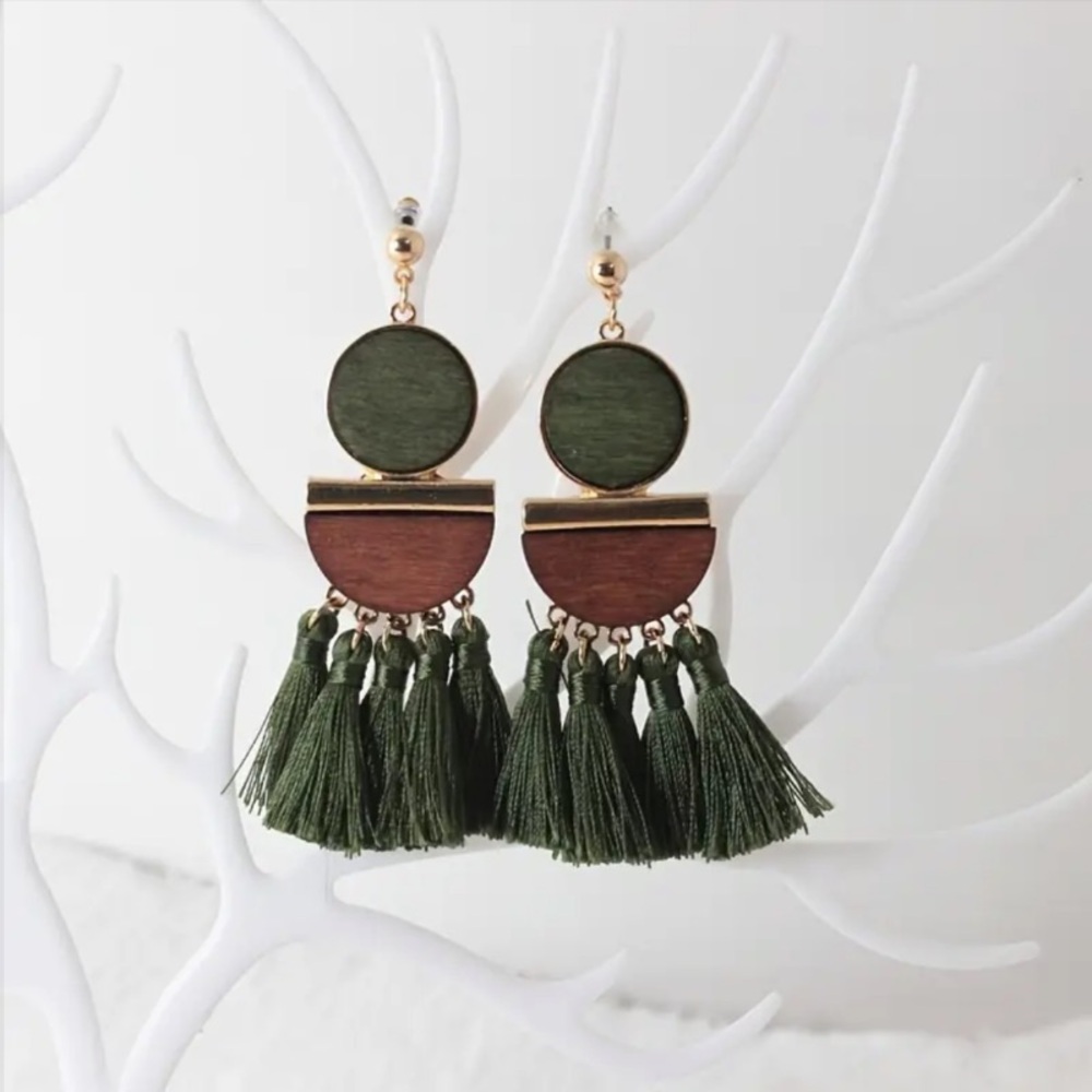 NEW• Handmade Boho Chic Tassel Drop Earrings in Olive Green & Brown